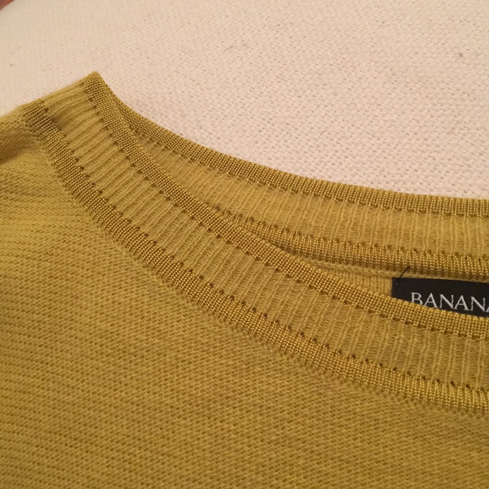 Sweater - Picture 3 of 4